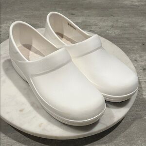 CROCS White Mules & Clogs